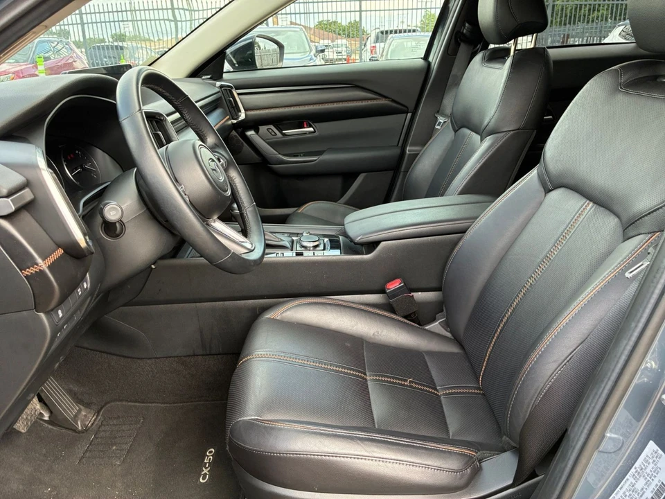 2025 Mazda CX-50 - Image 25 of 31