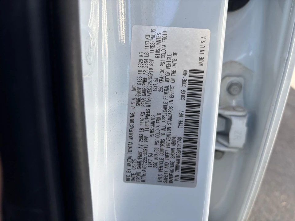 2025 Mazda CX-50 - Image 26 of 31