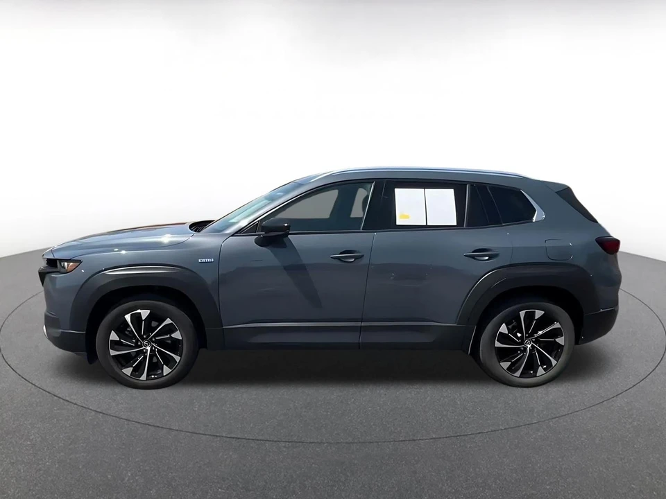 2025 Mazda CX-50 - Image 9 of 31