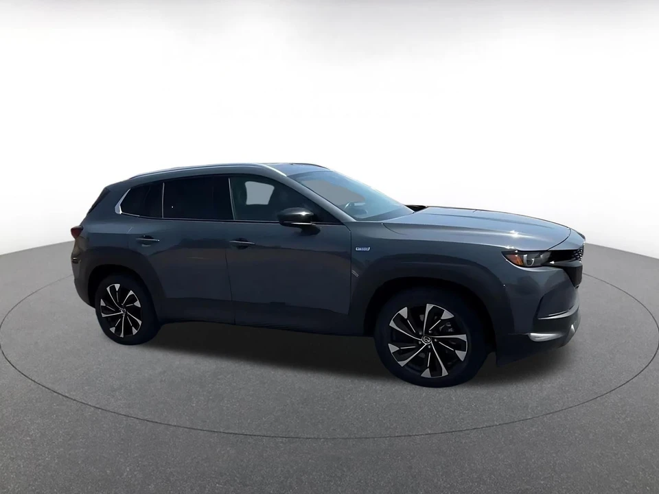 2025 Mazda CX-50 - Image 2 of 31