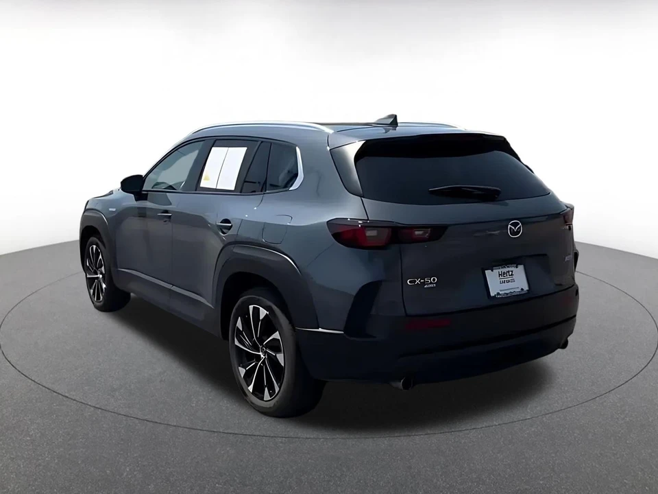 2025 Mazda CX-50 - Image 12 of 31