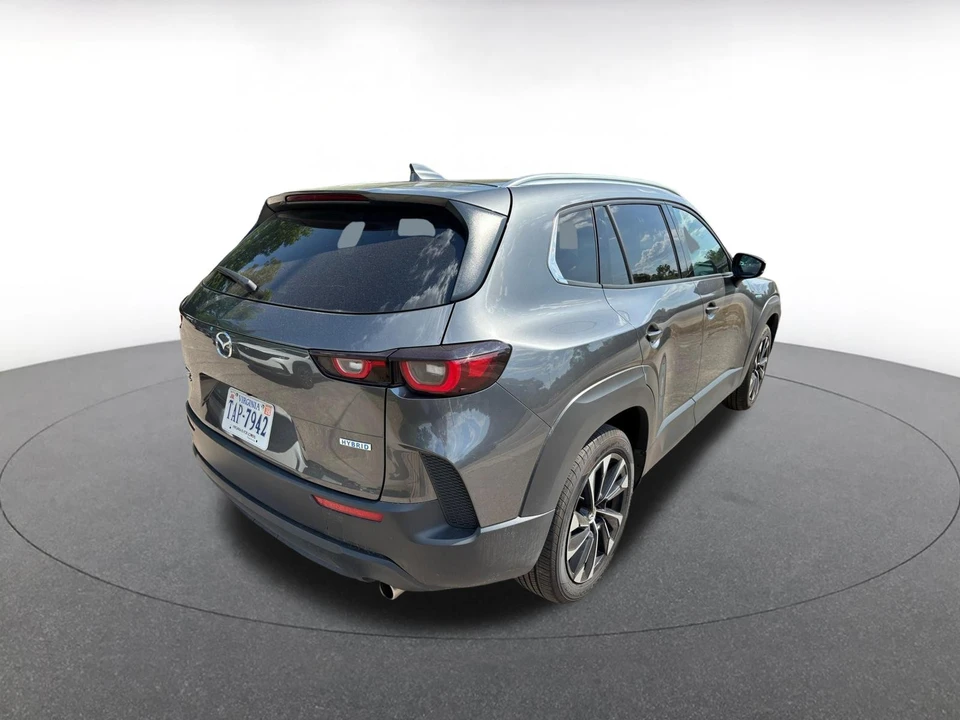 2025 Mazda CX-50 - Image 7 of 10