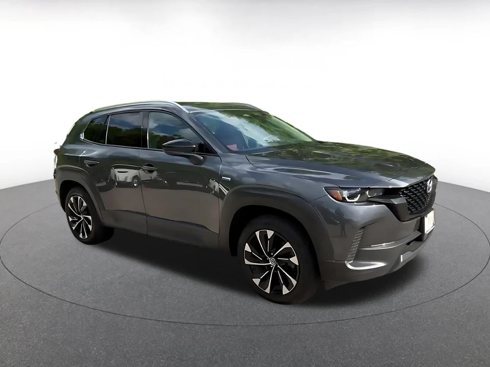 2025 Mazda CX-50 - Image 2 of 31