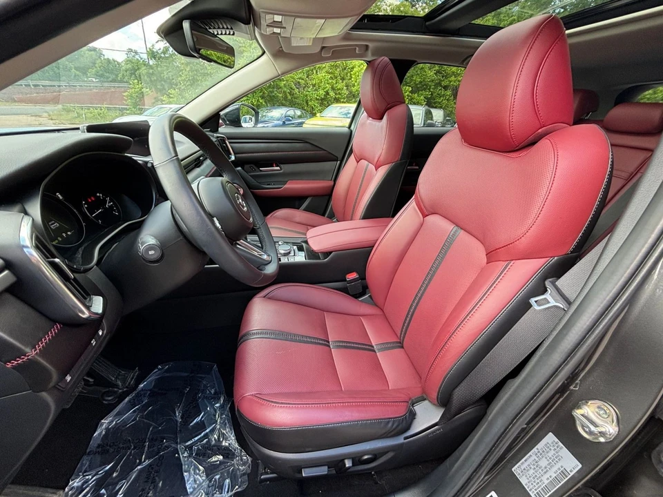2025 Mazda CX-50 - Image 29 of 31