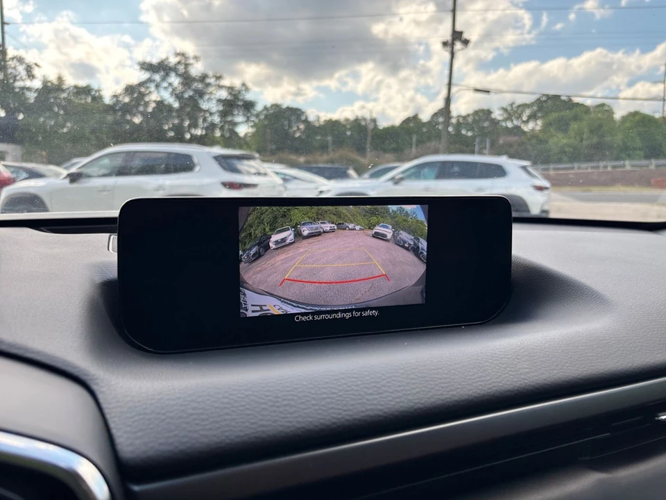 2025 Mazda CX-50 - Image 14 of 31