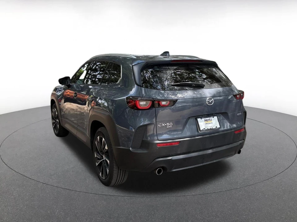 2025 Mazda CX-50 - Image 5 of 10