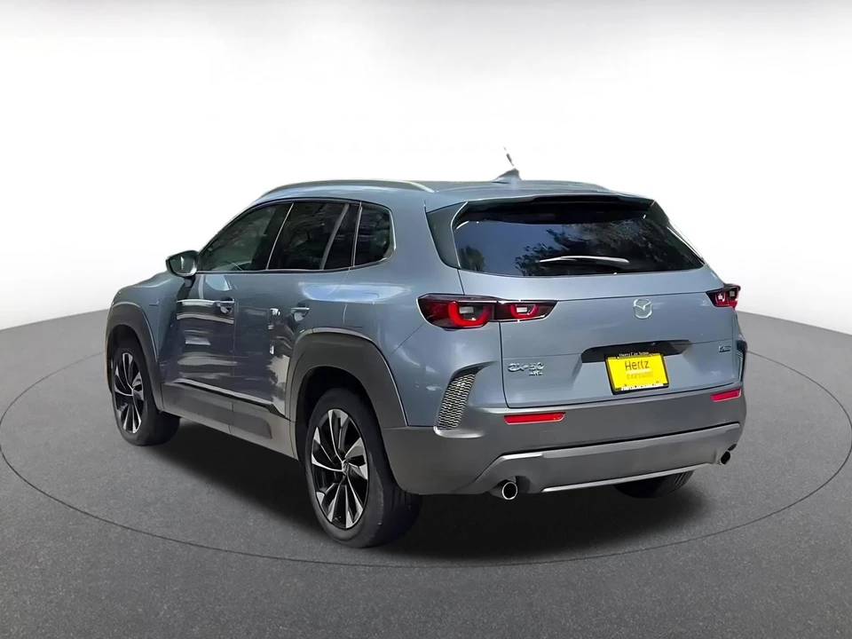2025 Mazda CX-50 - Image 11 of 31