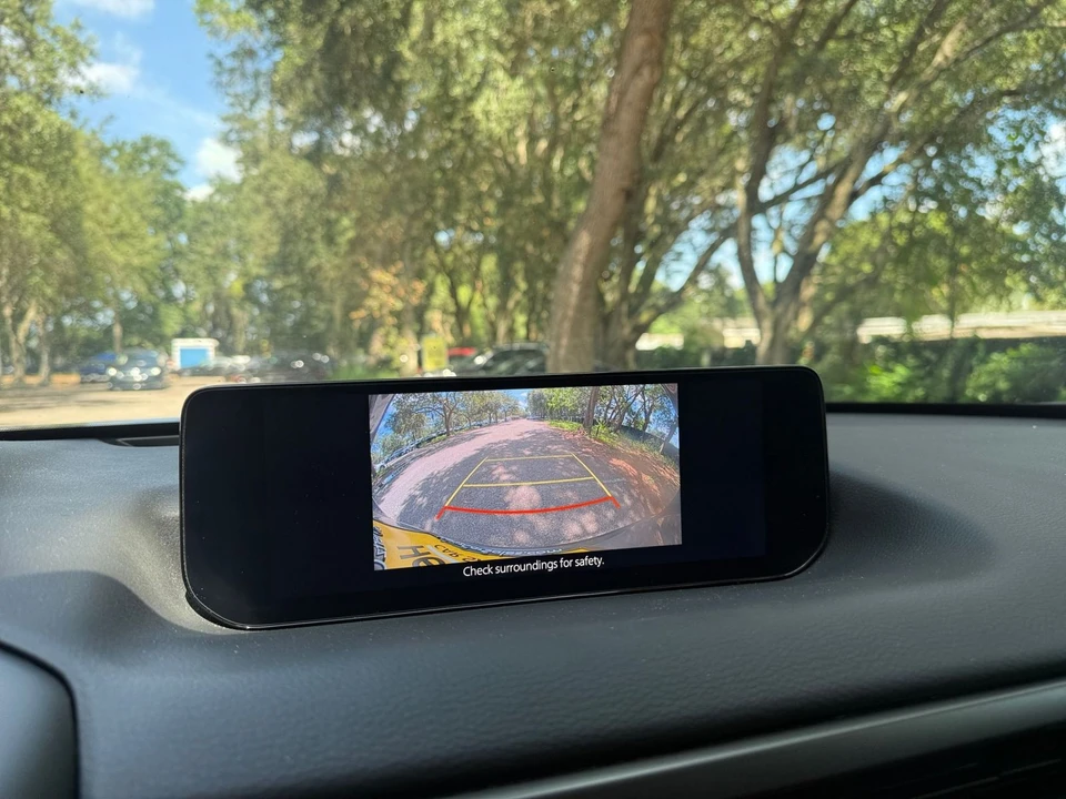 2025 Mazda CX-50 - Image 25 of 31
