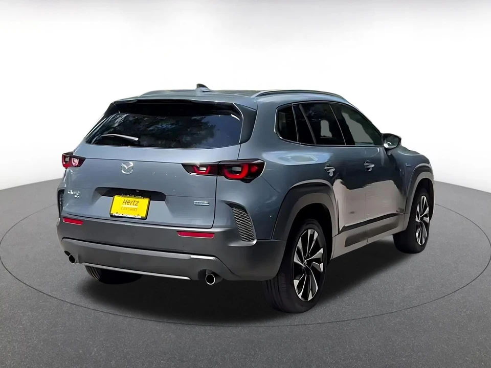 2025 Mazda CX-50 - Image 13 of 31