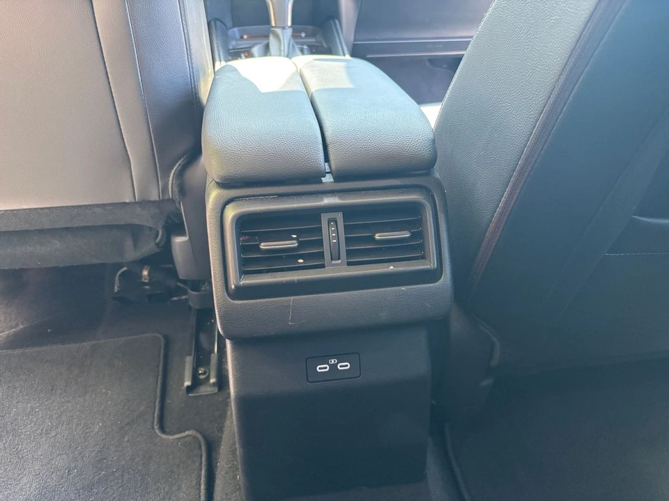 2025 Mazda CX-50 - Image 26 of 31