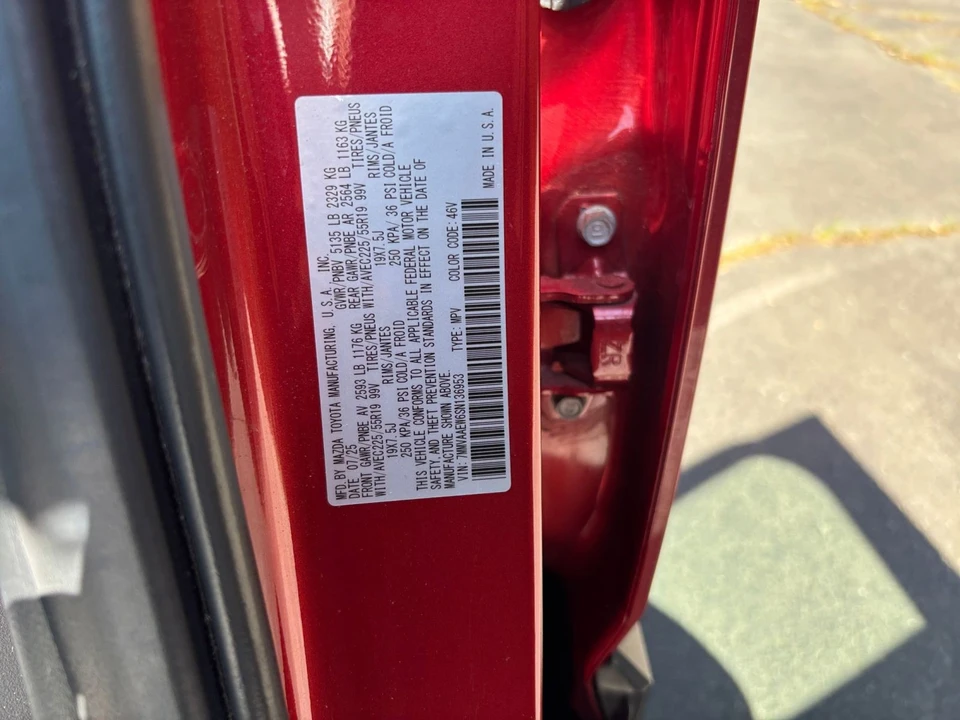 2025 Mazda CX-50 - Image 28 of 31