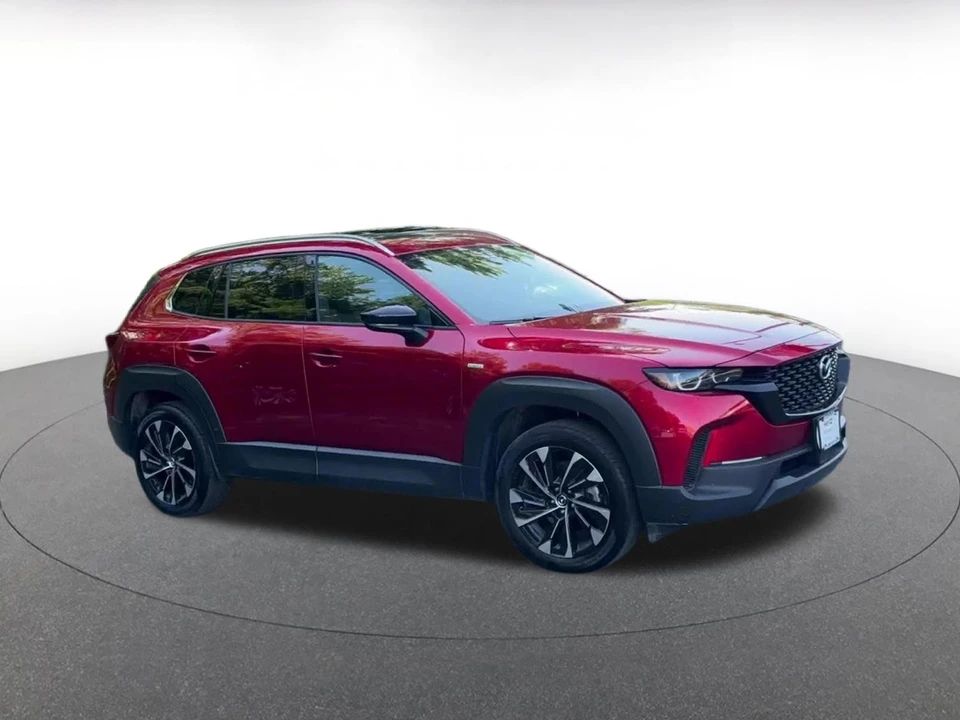 2025 Mazda CX-50 - Image 2 of 31