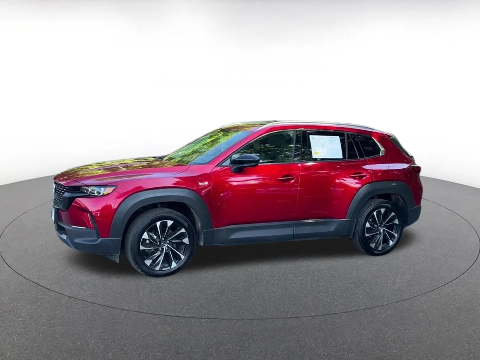 2025 Mazda CX-50 - Image 9 of 31
