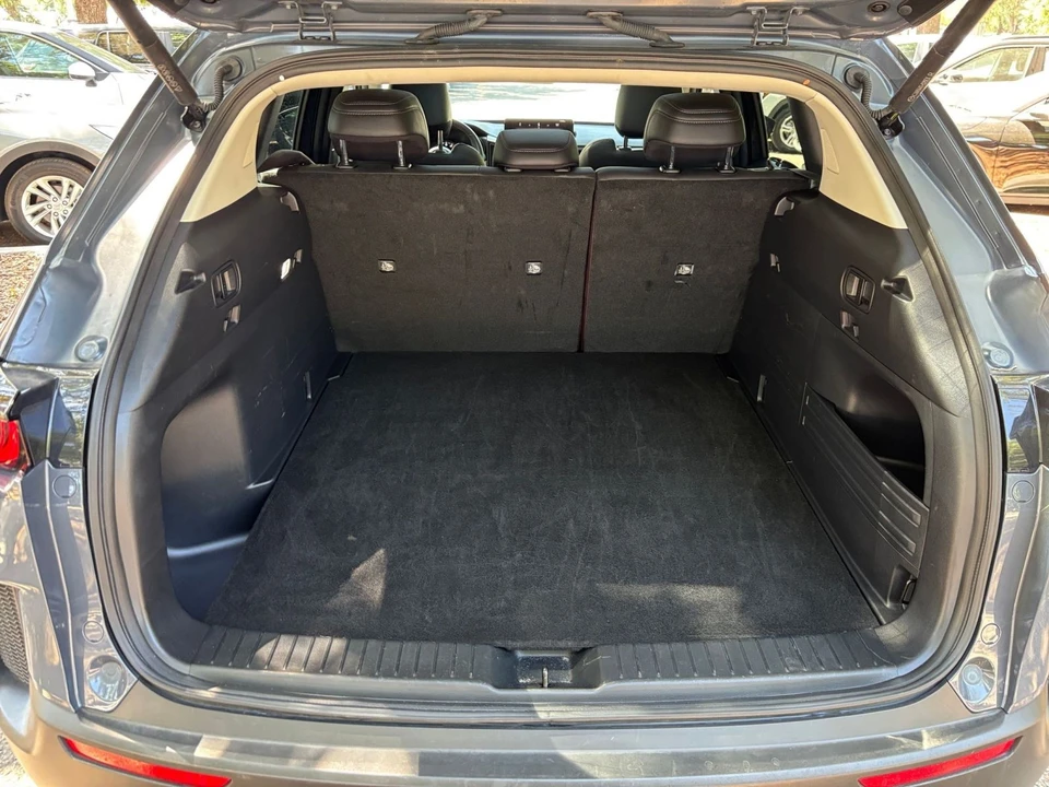 2025 Mazda CX-50 - Image 29 of 31