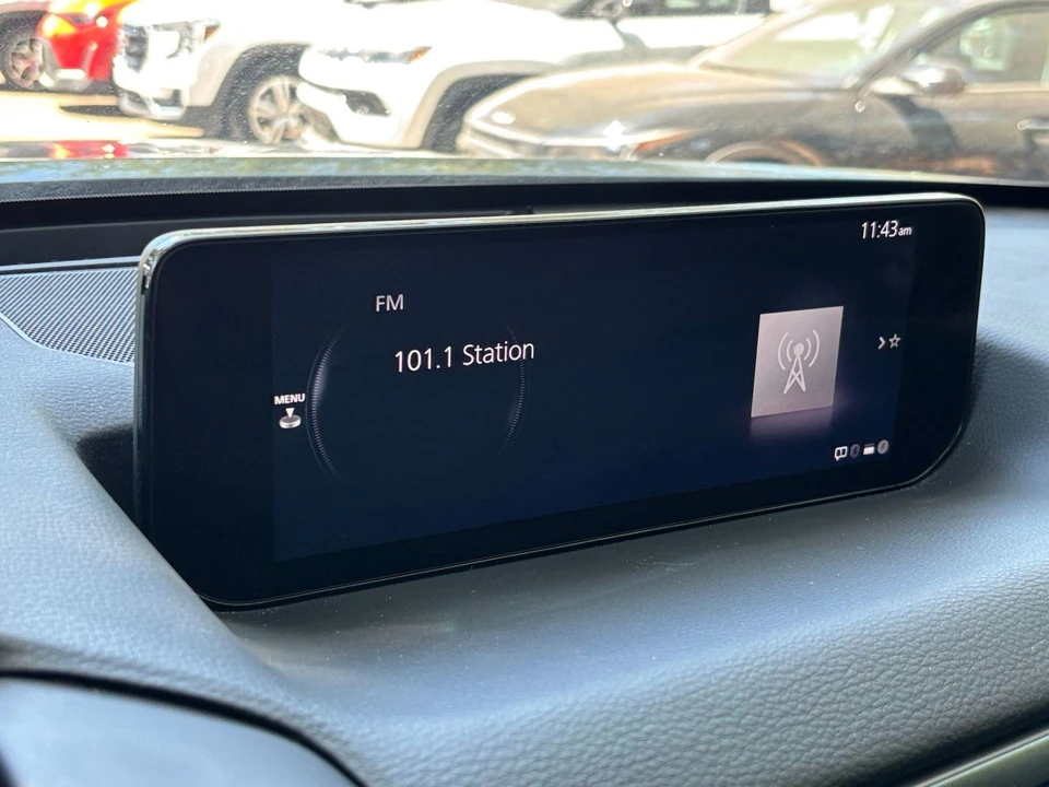 2025 Mazda CX-50 - Image 17 of 31