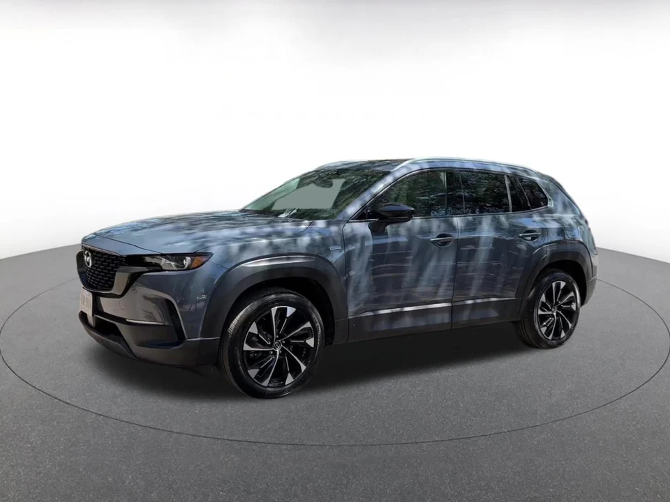 2025 Mazda CX-50 - Image 9 of 31