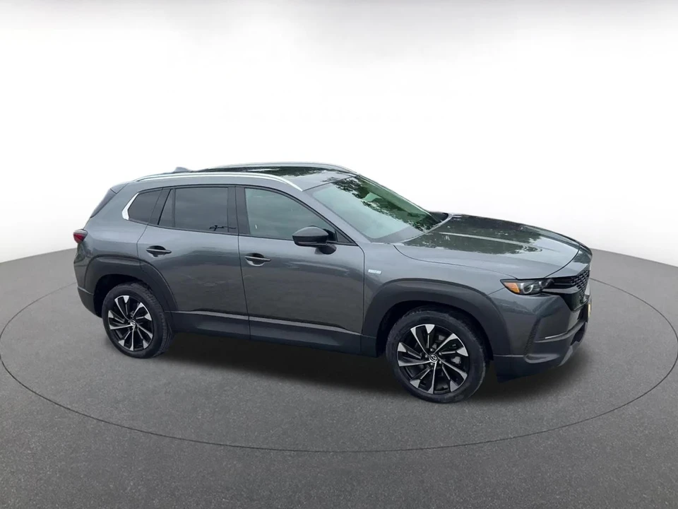 2025 Mazda CX-50 - Image 2 of 31