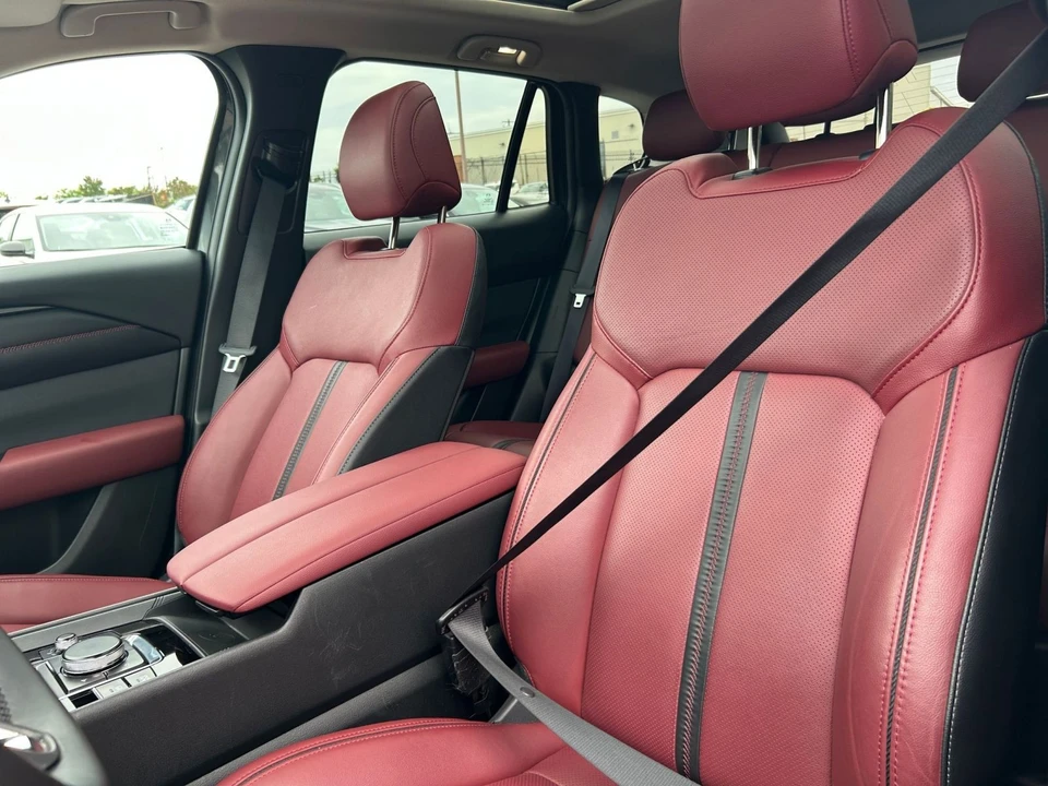 2025 Mazda CX-50 - Image 30 of 31