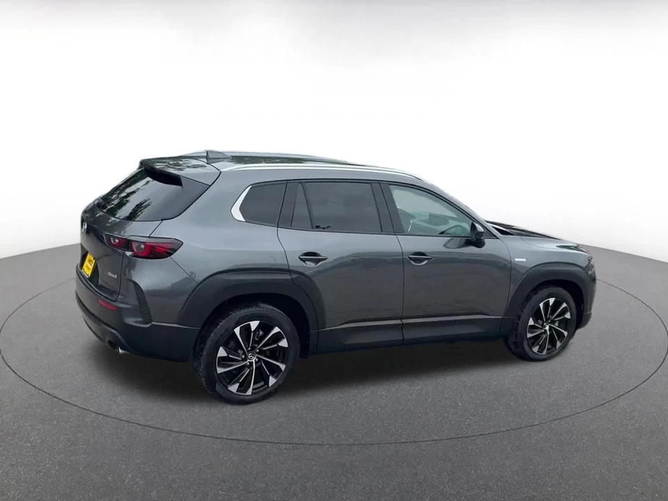 2025 Mazda CX-50 - Image 13 of 31