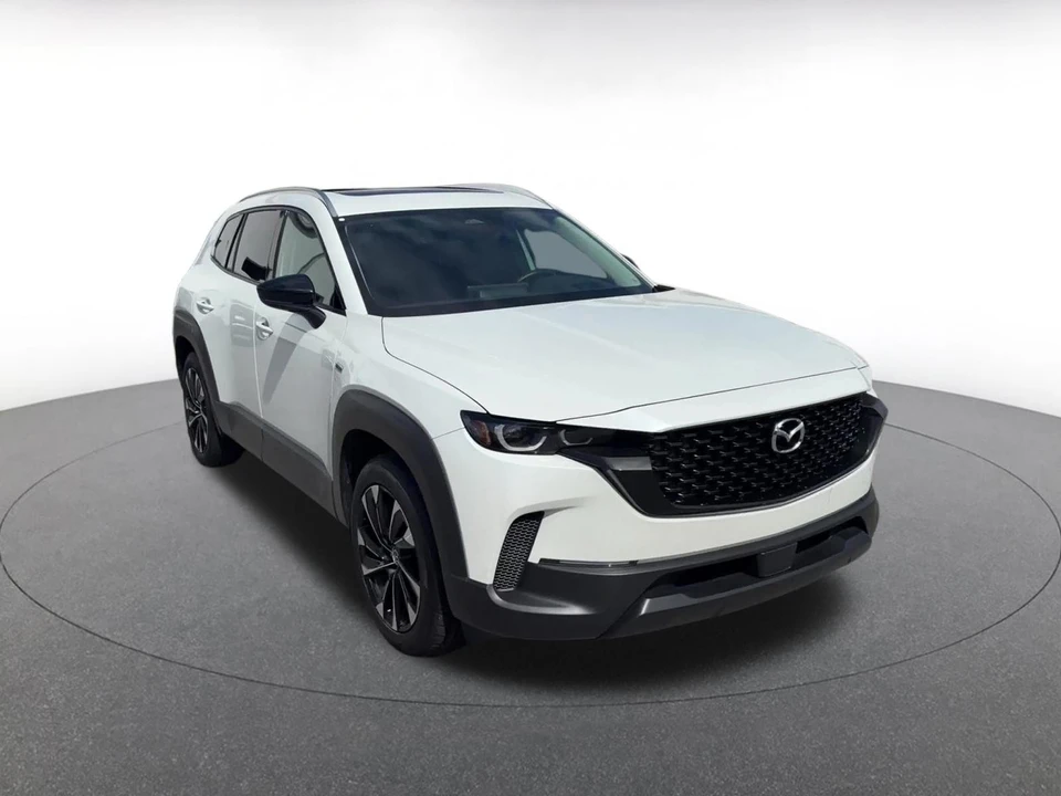 2025 Mazda CX-50 - Image 2 of 31