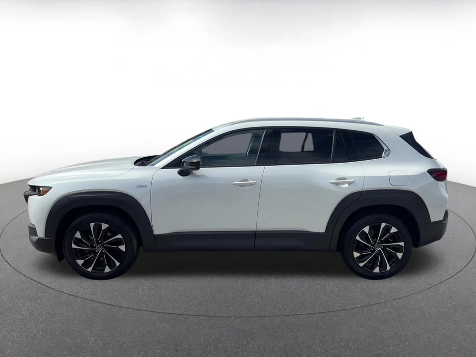 2025 Mazda CX-50 - Image 9 of 31