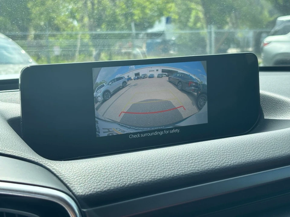 2025 Mazda CX-50 - Image 23 of 31