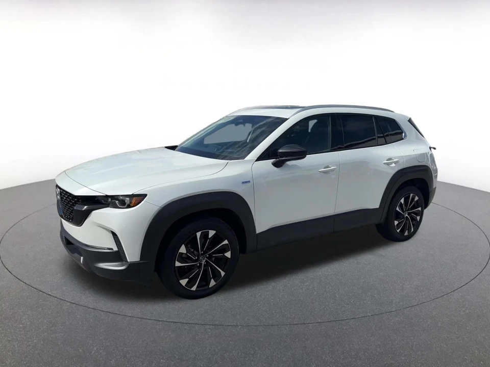 2025 Mazda CX-50 - Image 8 of 31