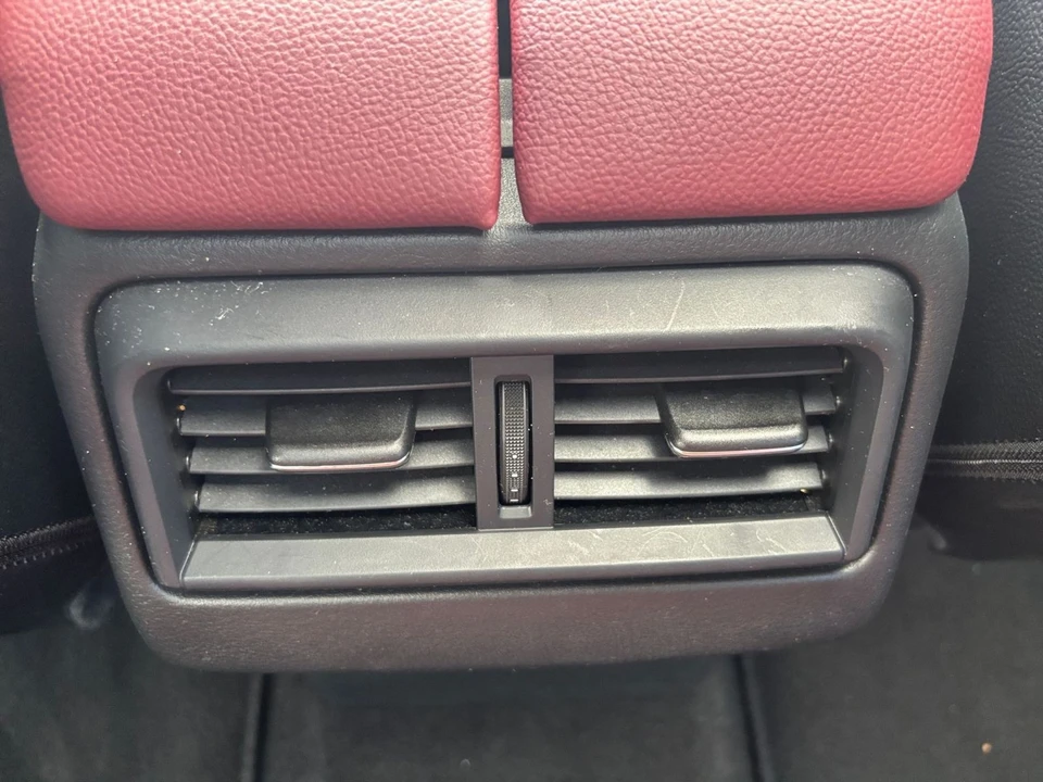 2025 Mazda CX-50 - Image 22 of 31