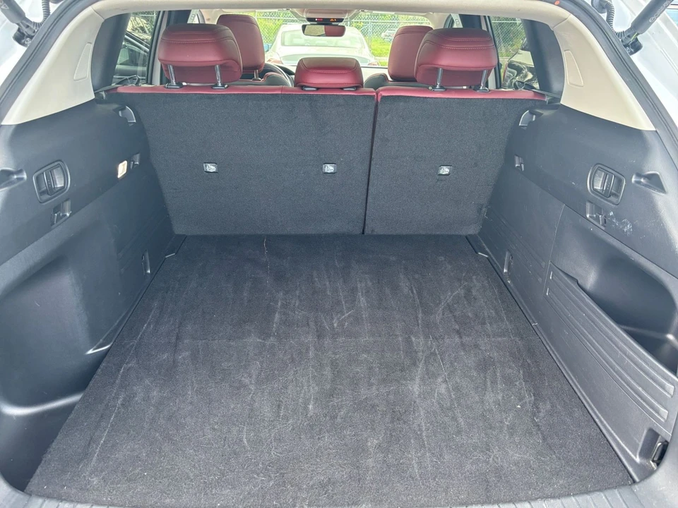 2025 Mazda CX-50 - Image 30 of 31