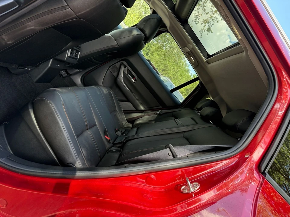 2025 Mazda CX-50 - Image 21 of 31