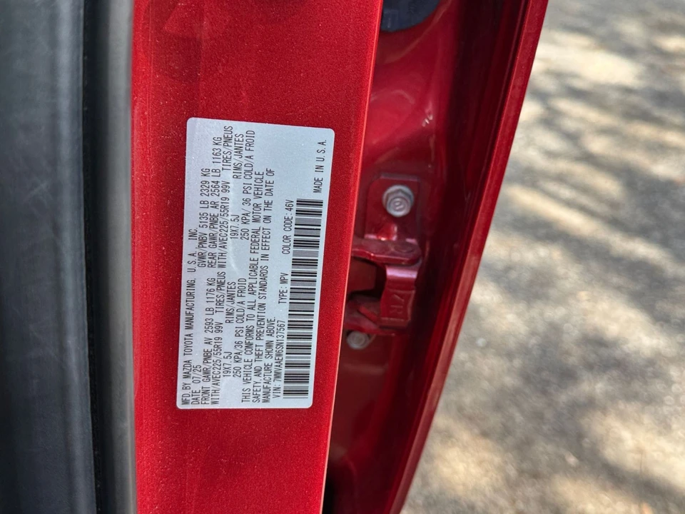 2025 Mazda CX-50 - Image 24 of 31