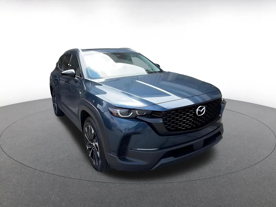 2025 Mazda CX-50 - Image 3 of 31