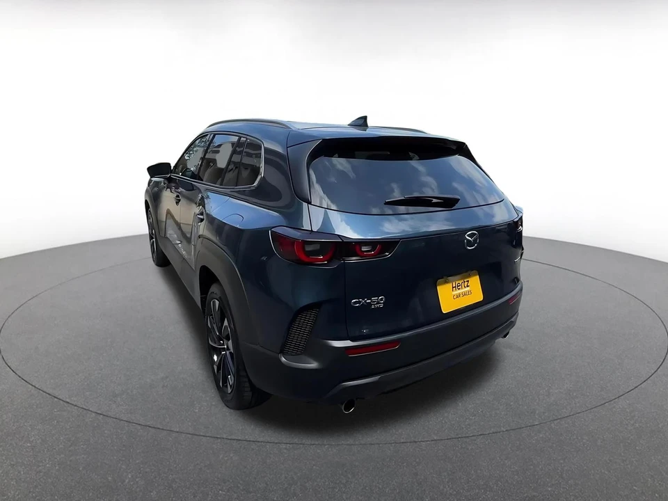 2025 Mazda CX-50 - Image 9 of 31