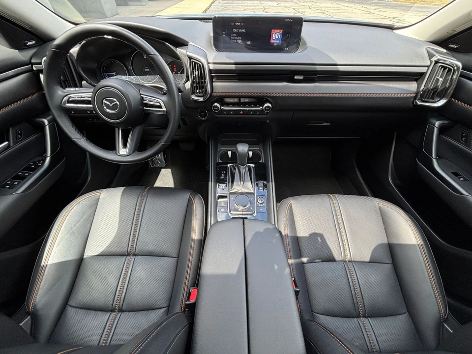 2025 Mazda CX-50 - Image 30 of 31