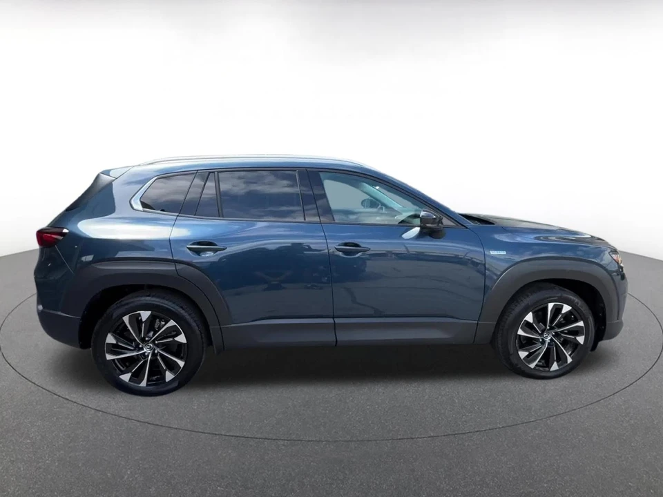 2025 Mazda CX-50 - Image 15 of 31