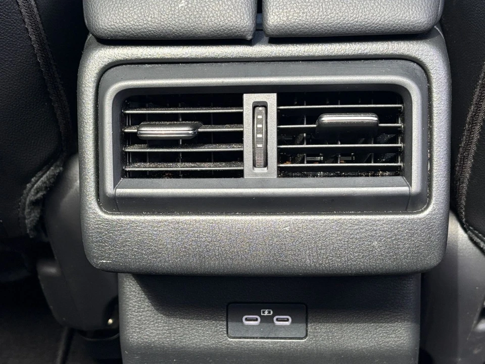 2025 Mazda CX-50 - Image 26 of 31