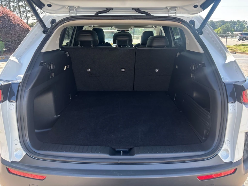 2025 Mazda CX-50 - Image 30 of 31