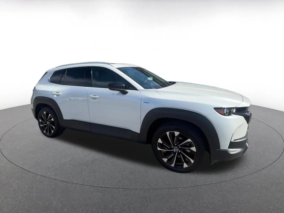 2025 Mazda CX-50 - Image 2 of 31