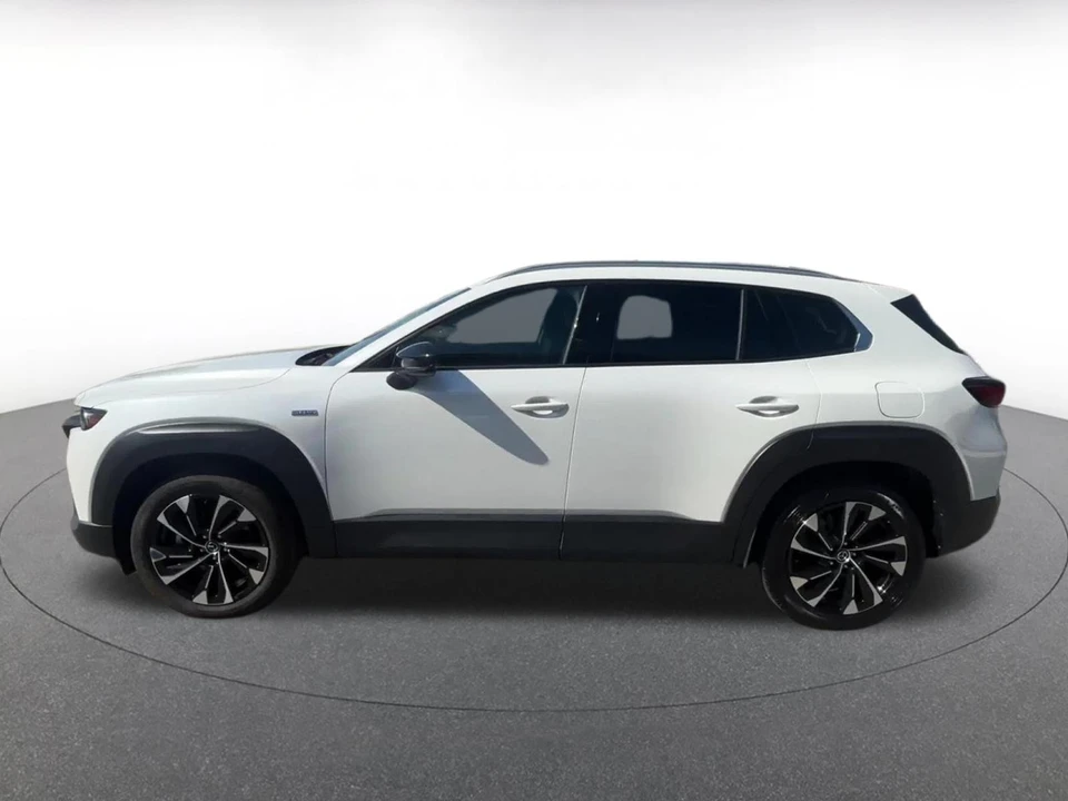 2025 Mazda CX-50 - Image 11 of 31