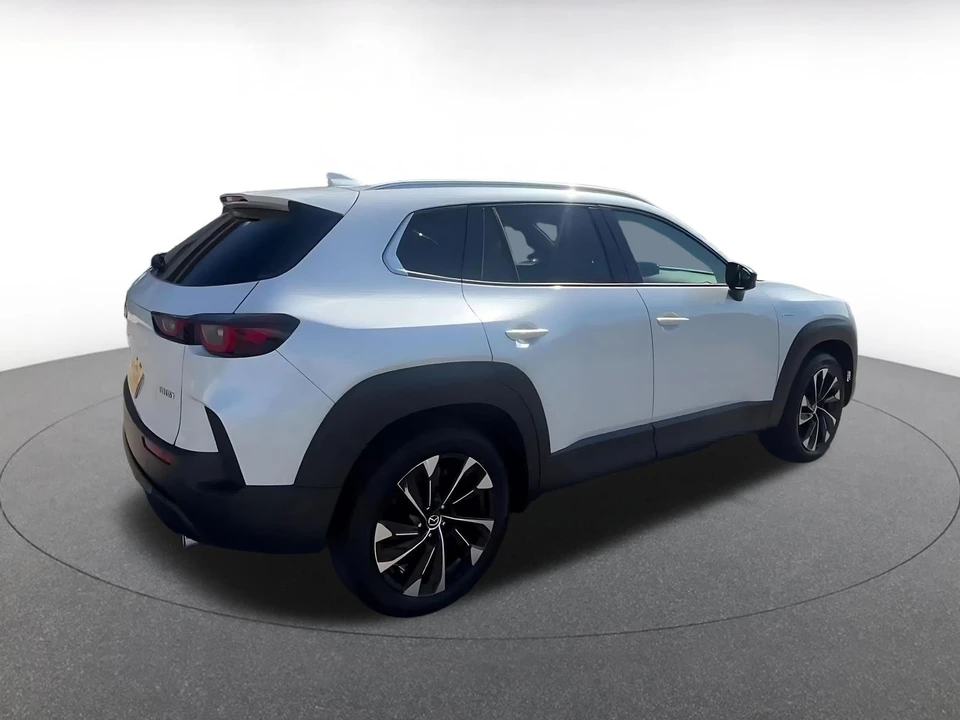 2025 Mazda CX-50 - Image 14 of 31