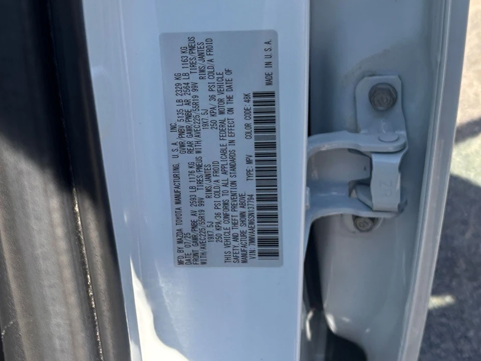 2025 Mazda CX-50 - Image 28 of 31
