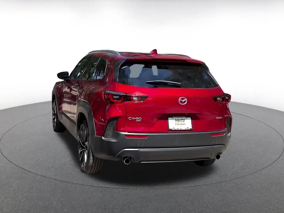 2025 Mazda CX-50 - Image 9 of 31