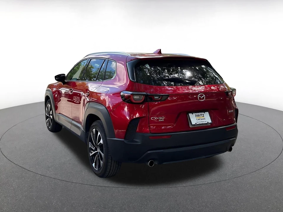 2025 Mazda CX-50 - Image 5 of 10