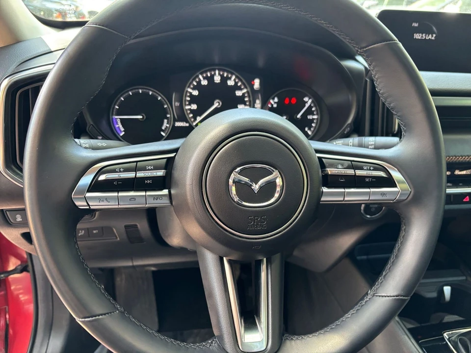2025 Mazda CX-50 - Image 25 of 31