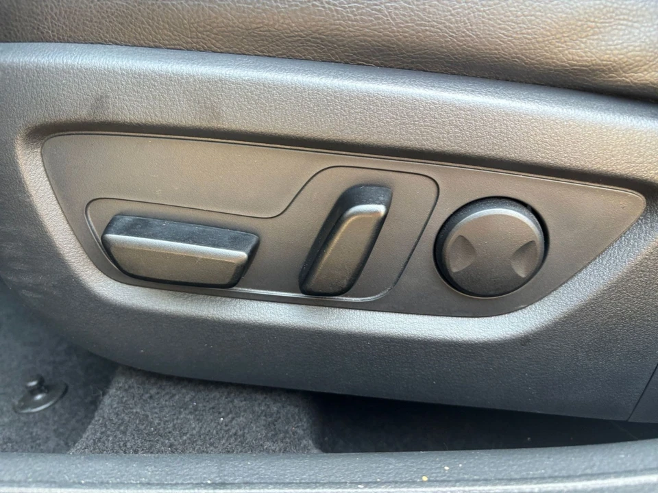 2025 Mazda CX-50 - Image 20 of 31