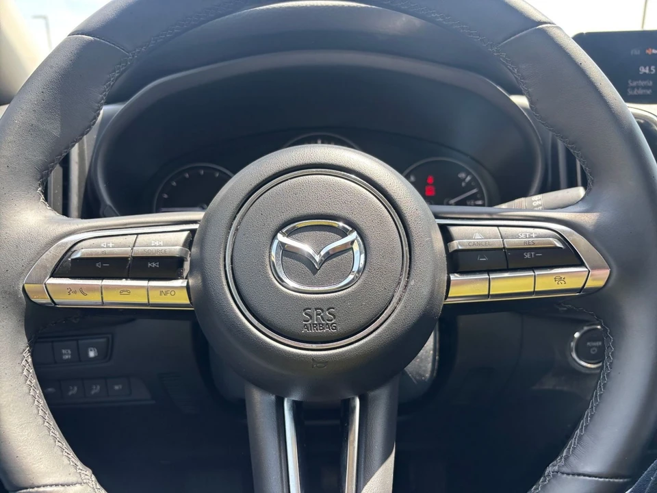 2025 Mazda CX-50 - Image 26 of 31