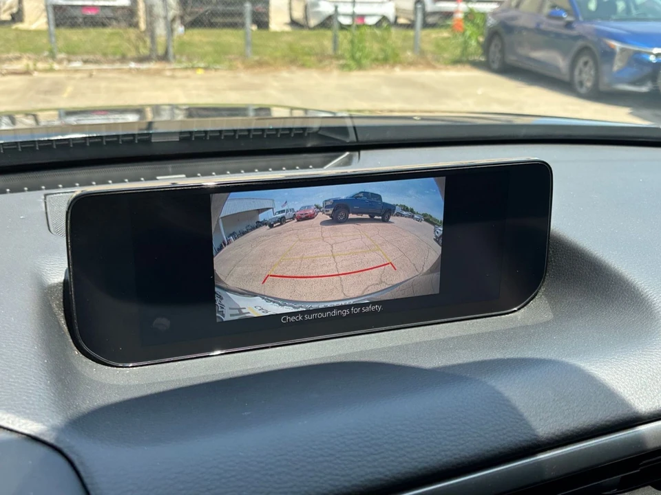 2025 Mazda CX-50 - Image 23 of 31
