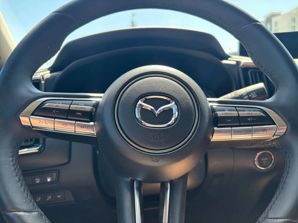 2025 Mazda CX-50 - Image 25 of 31