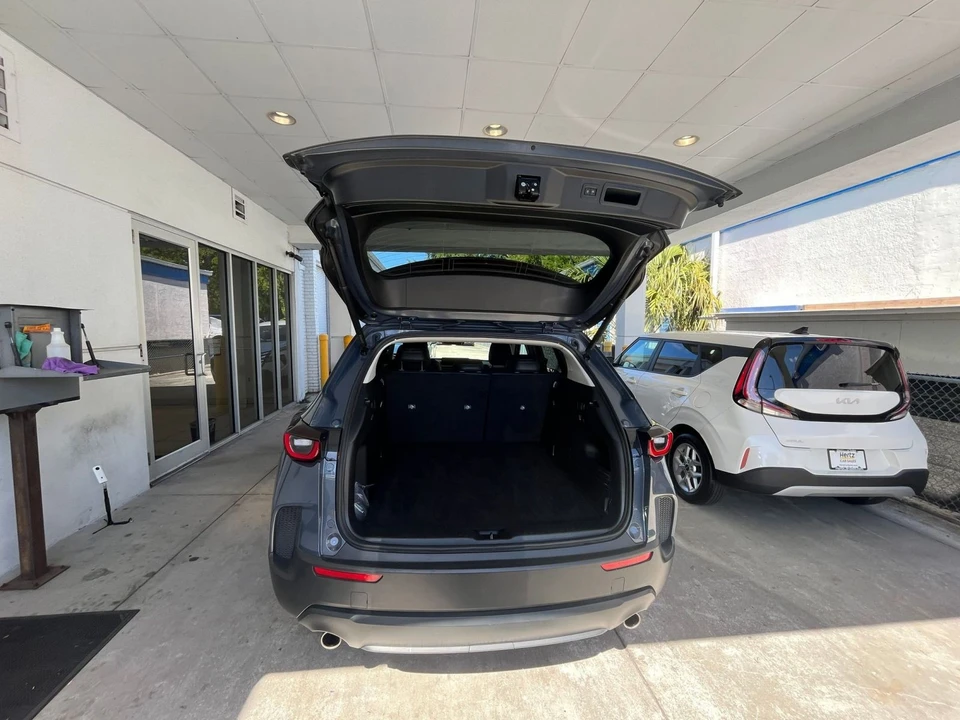 2025 Mazda CX-50 - Image 28 of 31