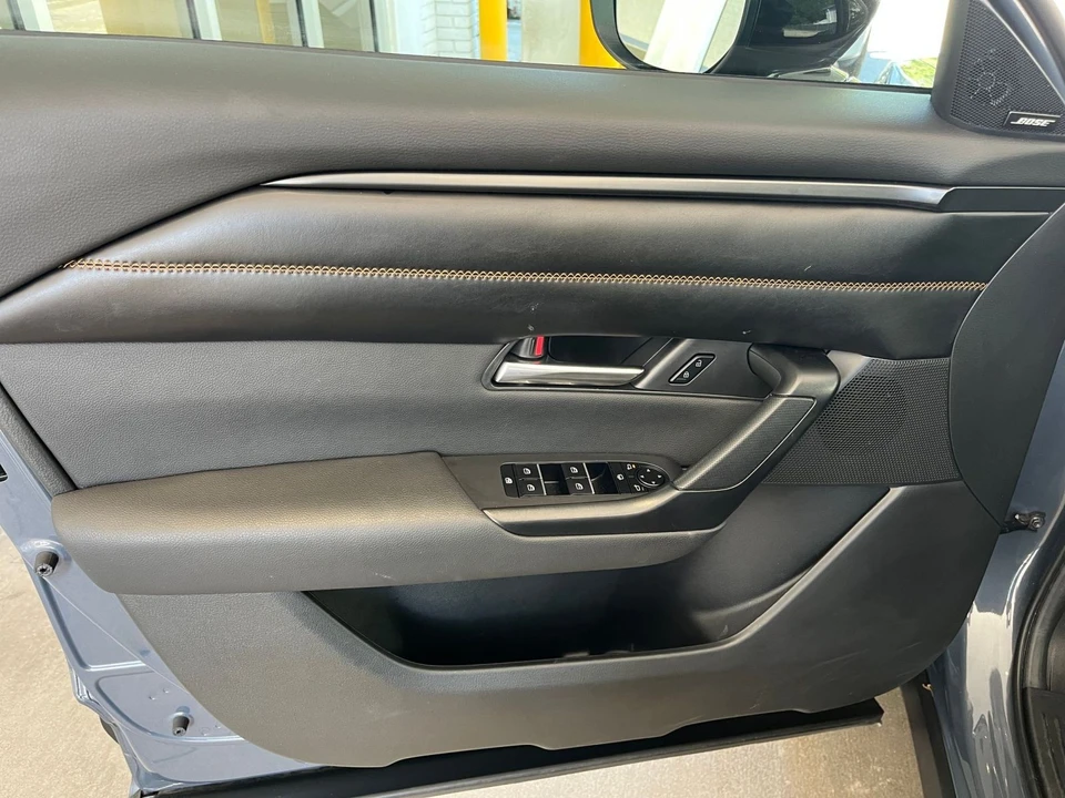 2025 Mazda CX-50 - Image 15 of 31